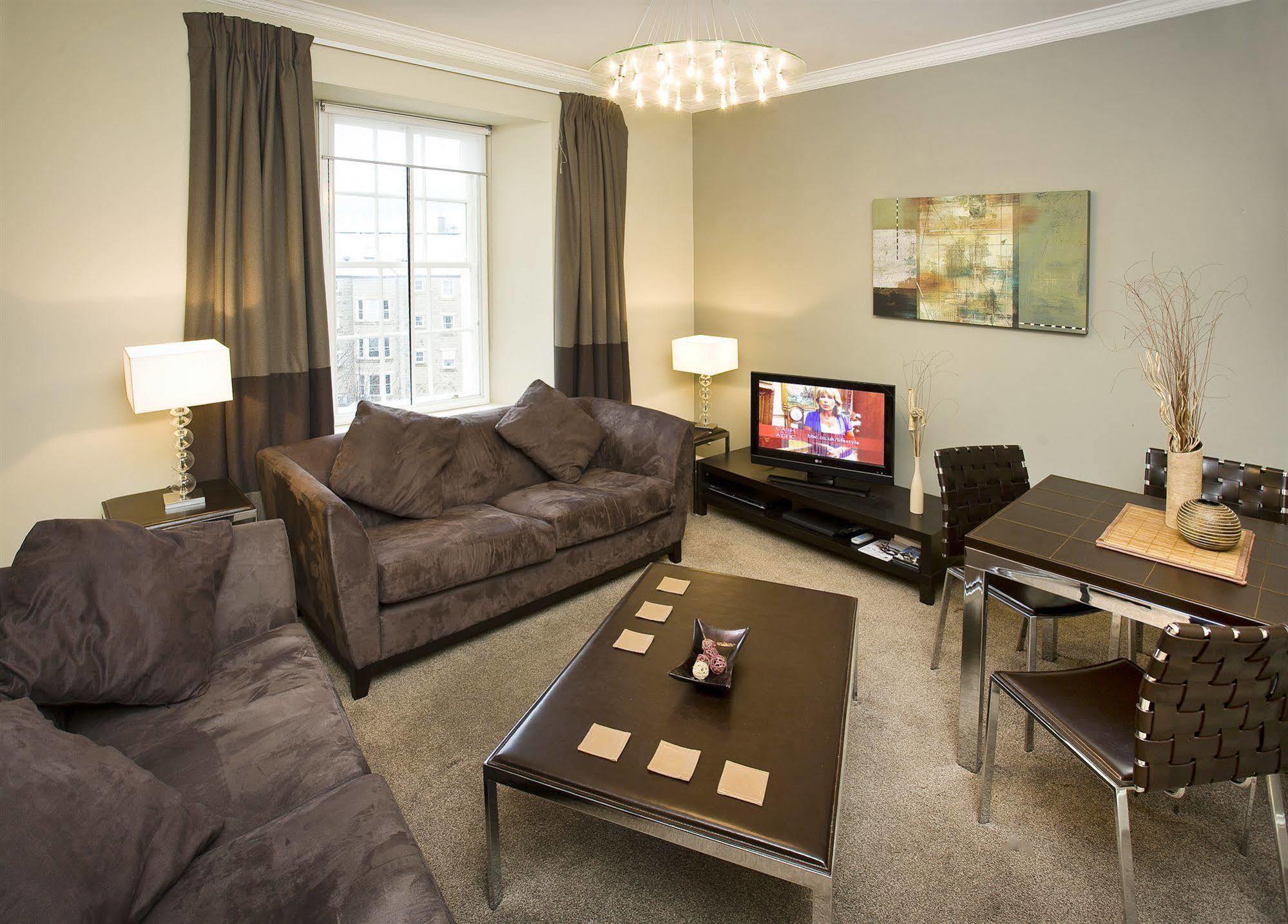 Nicolson Apartments Edinburgh Bagian luar foto