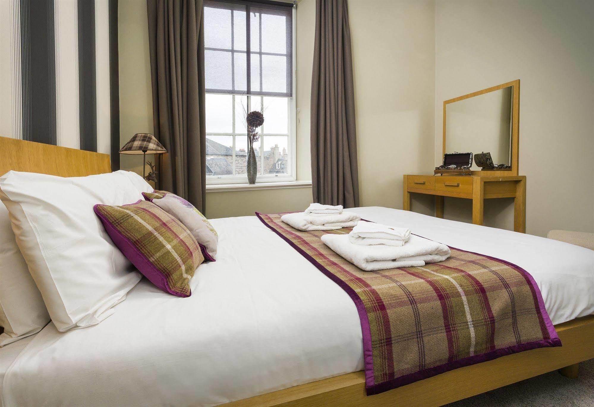 Nicolson Apartments Edinburgh Bagian luar foto