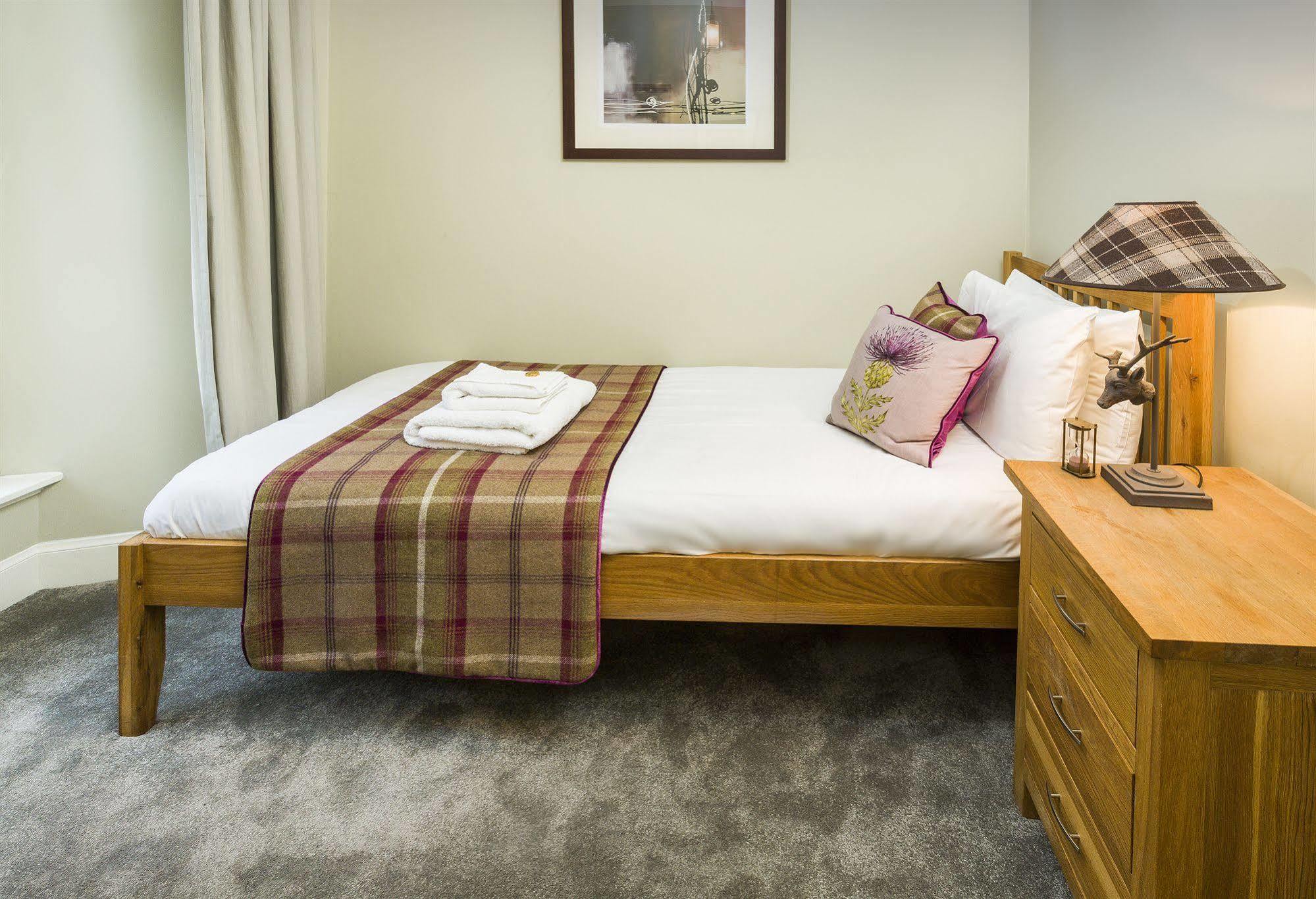 Nicolson Apartments Edinburgh Bagian luar foto